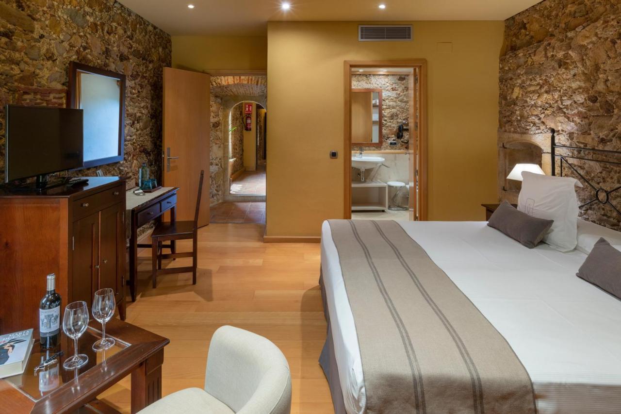 Superior Double or Twin Room,1272753034:JPEG