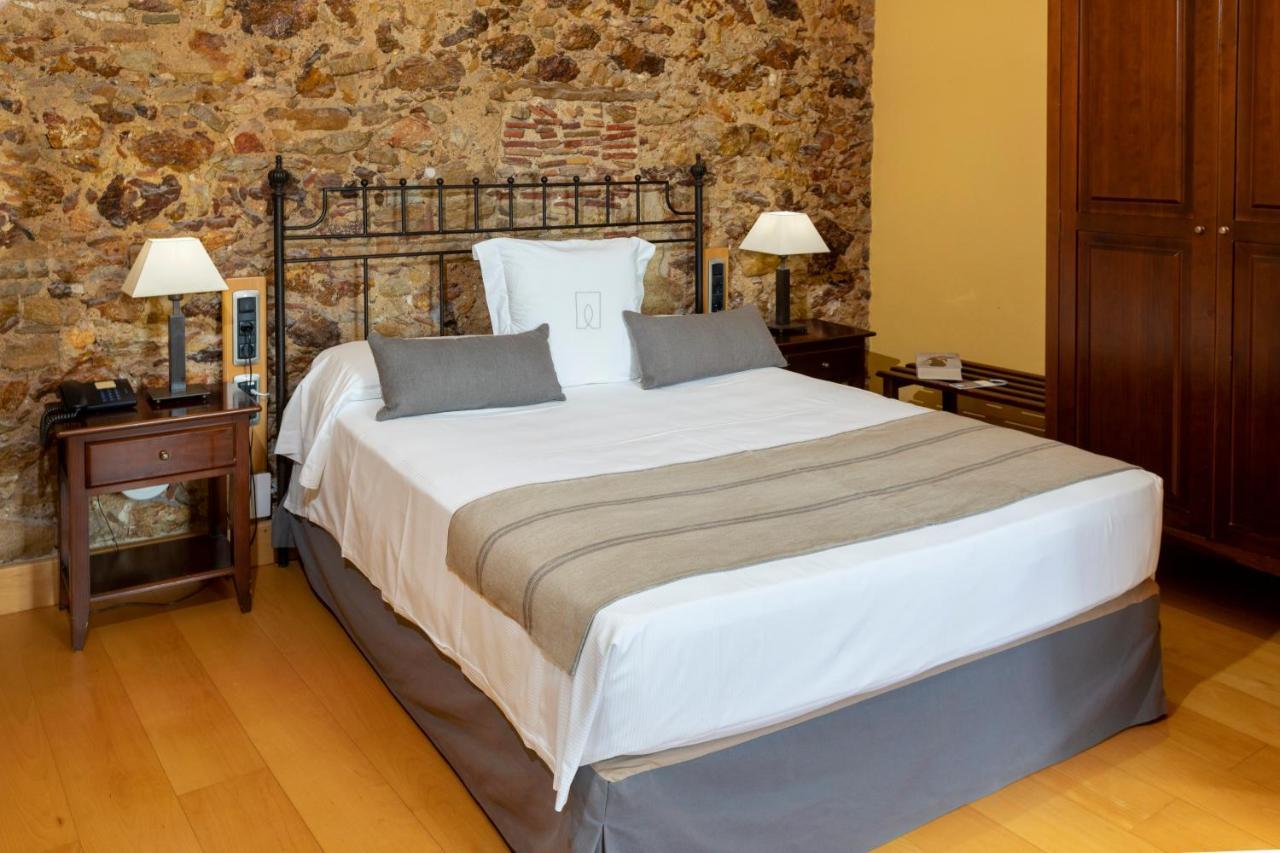Double or Twin Room,1272757648:JPEG